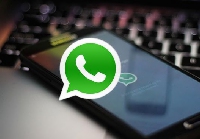  -    WhatsApp  Messenger   2 .  