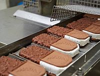 Новости Рынков - Nestle продала производство мороженого в США. Сама себе за $4 млрд