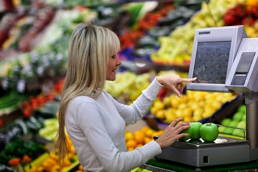 Новости Рынков - Магазины могут запретить покупателям взвешивать продукты