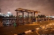 - Остановки в Питере теперь без рекламы
