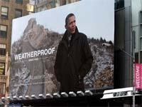 Социальные сети - С Таймс-сквер уберут рекламу с Обамой
