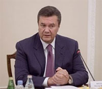 Обзор Рекламного рынка - Реклама Януковича заняла 40% от доли всей агитации на телевидении