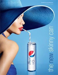 - Колумбийская модель стала лицом "худой" банки Pepsi