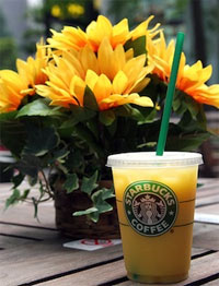 Новости Ритейла - Starbucks открывает первый сок-бар