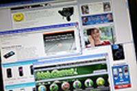 - Рекламные бюджеты уходят в интернет