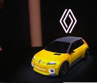 - Renault тоже хочет быть в тренде: новые логотип и стратегический план