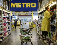  - Metro Cash & Carry   .     Metro?