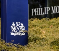 - Philip Morris требует запретить продажи сигарет в Великобритании