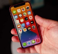 - Apple прекратит выпуск iPhone mini и 4G-моделей