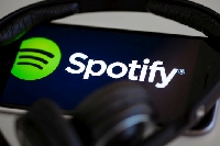 Обзор Рекламного рынка - Spotify убрал ограничение на количество песен в библиотеке