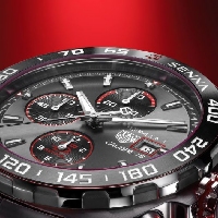 Новости рекламы - TAG Heuer посвятил новые часы автогонщику Айртону Сенне