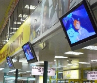  - «Лента» установит LED-экраны для indoor-рекламы