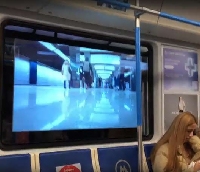 - Где в московском метро в поездах вместо окон информационные экраны?