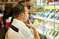 Новости Технологий - Рынок смартфонов показал рост 8%. Два года падения продаж закончились?