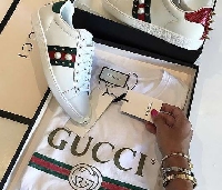  - Сколько аккаунтов соцсетей продают подделки Gucci и Louis Vuitton?