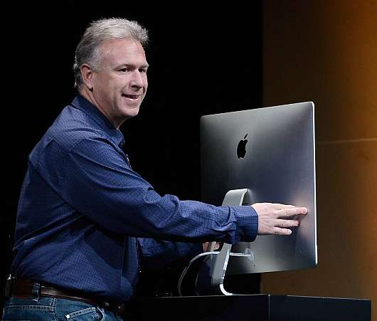 Дизайн и Креатив - В Apple смена поколений? Главный маркетолог уступил должность заместителю