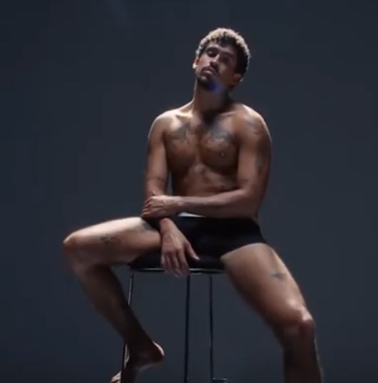 Новости Видео Рекламы - Кто в этом году примерил трусы Calvin Klein?