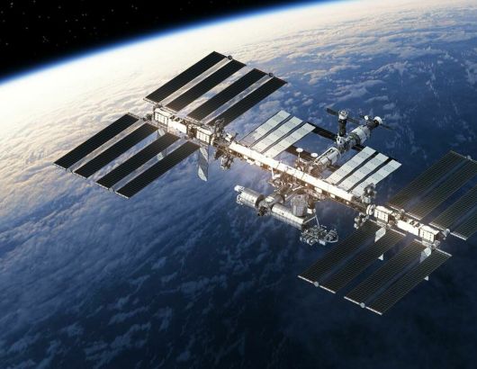 Официальная хроника - Кому будет полезна наружная реклама на космических объектах?