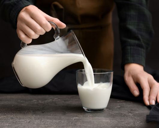 Официальная хроника - Какое молоко теперь нельзя рекламировать?