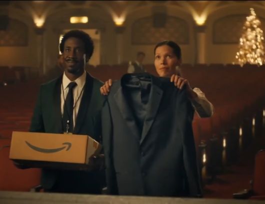 Новости Видео Рекламы - Какую рождественскую сказку придумал Amazon?