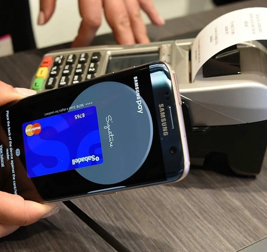 Официальная хроника - Швейцарцы требуют запретить Samsung Pay в России