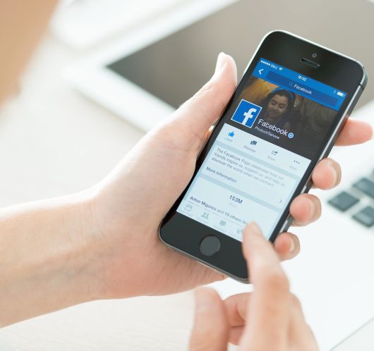 Новости Технологий - Теперь в видео на Facebook можно добавлять рекламу
