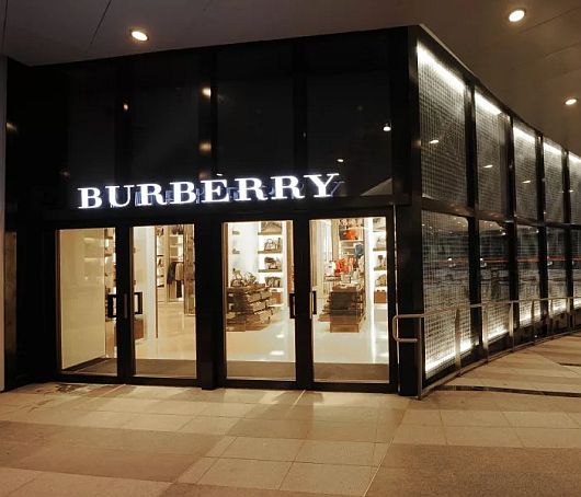   - Burberry  500 .   - 60  